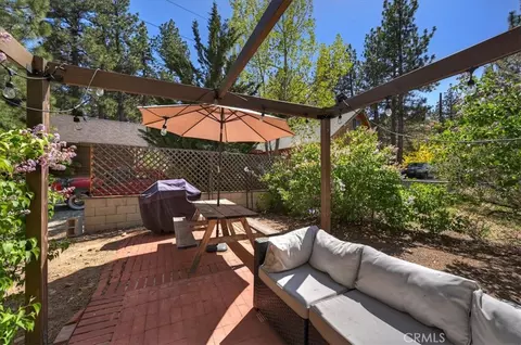 Exterior - 190 Spruce, Sugarloaf, CA 92386 photo 8 of 8