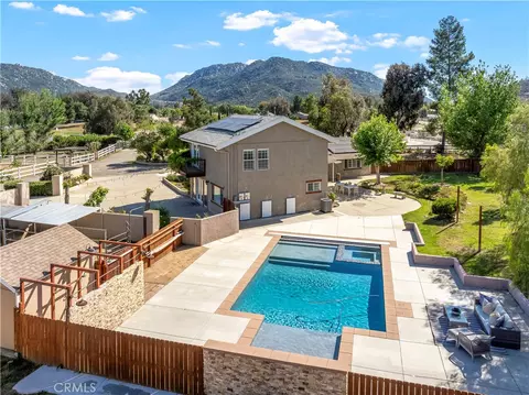 View/Area - 29420 Ynez Rd, Temecula, CA 92592 photo 3 of 10