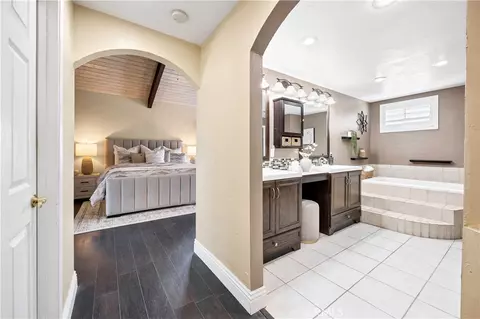 Entry Way - 29420 Ynez Rd, Temecula, CA 92592 photo 2 of 2