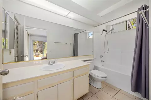 Bath - 42950 Virgo Ct, Temecula, CA 92592 photo 2 of 2