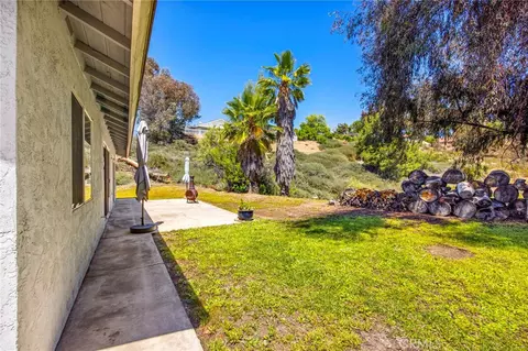 Exterior - 42950 Virgo Ct, Temecula, CA 92592 photo 10 of 13