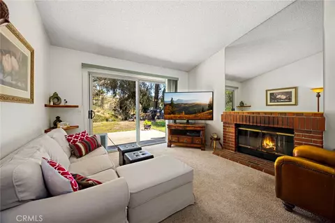 Living - 42950 Virgo Ct, Temecula, CA 92592 photo 2 of 2