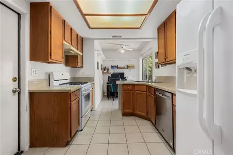 Kitchen - 42950 Virgo Ct, Temecula, CA 92592 photo 1 of 2