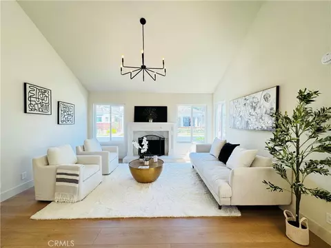 23247 Villena, Mission Viejo, CA 92692