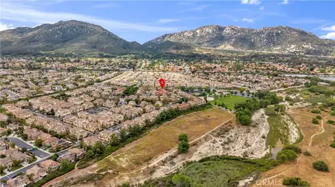 View/Area - 31035 Strawberry Tree, Temecula, CA 92592 photo 7 of 12