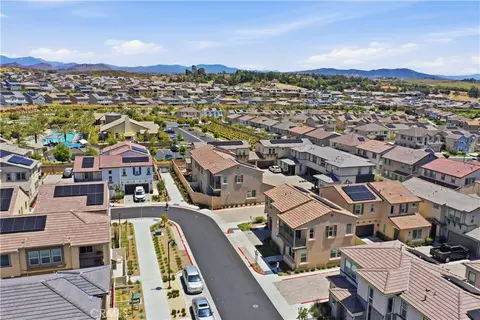 View/Area - 32841 Tannat Dr, Temecula, CA 92591 photo 6 of 12