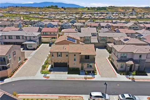 View/Area - 32841 Tannat Dr, Temecula, CA 92591 photo 2 of 12