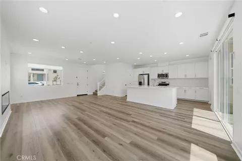 Living - 32841 Tannat Dr, Temecula, CA 92591 photo 2 of 5