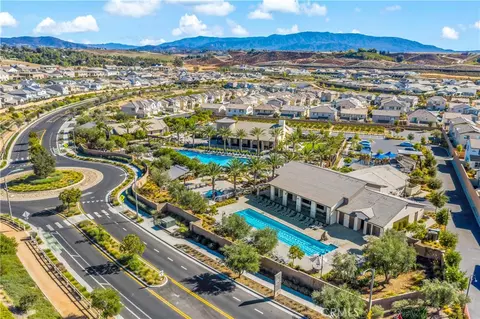 View/Area - 32841 Tannat Dr, Temecula, CA 92591 photo 10 of 12