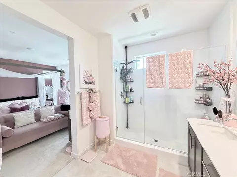 Bath - 39389 Corvina, Temecula, CA 92591 photo 3 of 4