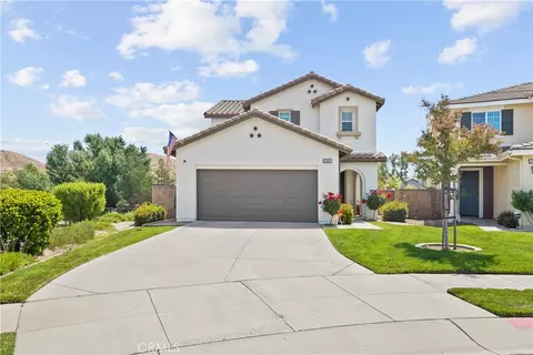 33581 Cedar Crk, Lake Elsinore, CA 92532