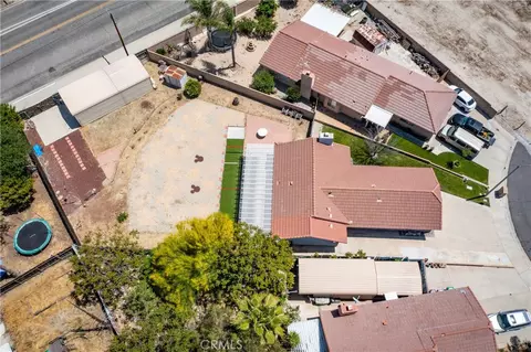 View/Area - 43970 Moonlighting Dr, Hemet, CA 92544 photo 5 of 7
