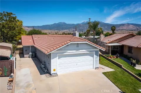 43970 Moonlighting Dr, Hemet, CA 92544