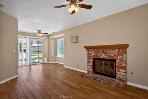 Living - 43970 Moonlighting Dr, Hemet, CA 92544 photo 3 of 4