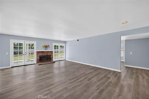 Living - 41339 Yuba, Temecula, CA 92591 photo 2 of 17