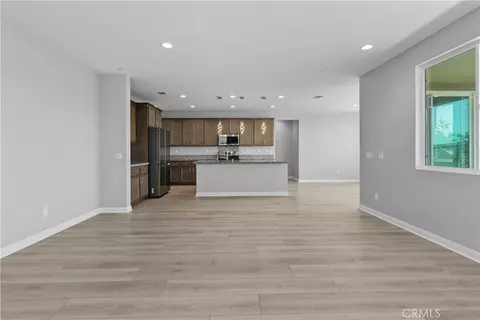 Living - 32063 Dayspring Way, Temecula, CA 92591 photo 7 of 9