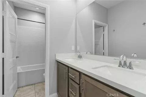 Entry Way - 32063 Dayspring Way, Temecula, CA 92591 photo 4 of 5