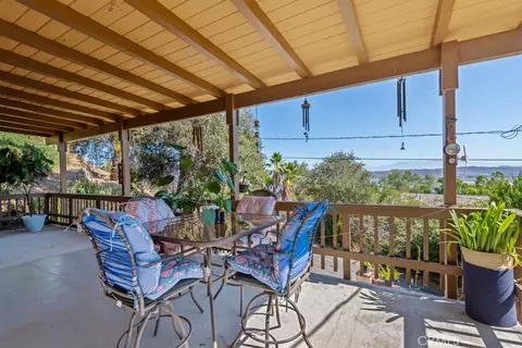 17247 Encina Dr, Lake Elsinore, CA 92530