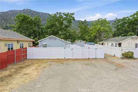 17797 Grand A B, Lake Elsinore, CA 92530