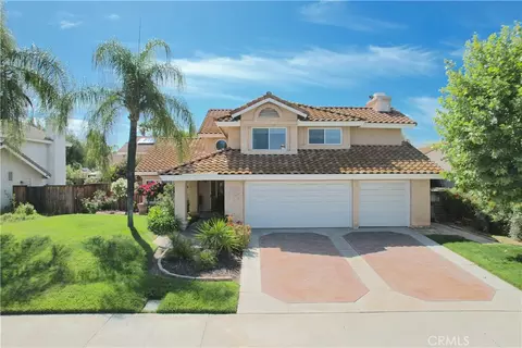 25410 Blackthorne Dr, Murrieta, CA 92563