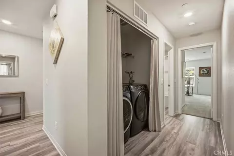 Entry Way - 433 Willow, Perris, CA 92570 photo 8 of 8