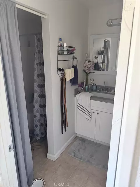 Bath - 51662 Ida, Cabazon, CA 92230 photo 2 of 2