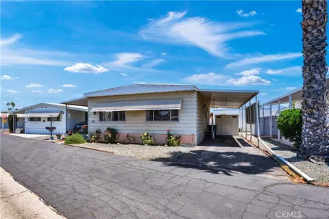 332 N Lyon Ave #68, Hemet, CA 92543