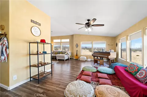 Living - 61375 Leslie Ln, Landers, CA 92285 photo 1 of 6