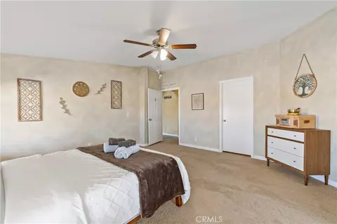 Bedroom - 61375 Leslie Ln, Landers, CA 92285 photo 3 of 8