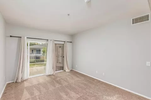 Living - 31238 Taylor Ln, Temecula, CA 92592 photo 1 of 2