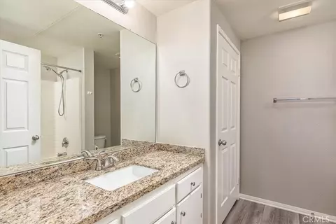 Bath - 31238 Taylor Ln, Temecula, CA 92592 photo 1 of 2