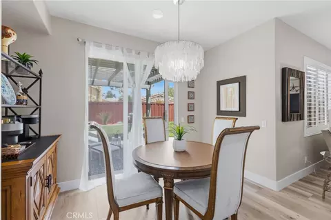 Dining - 41216 Coghill Dr, Temecula, CA 92591 photo 6 of 9