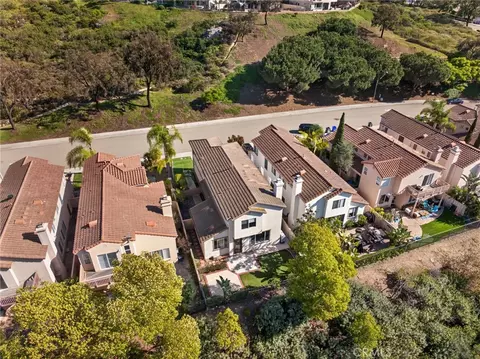 View/Area - 3578 Harwich Dr, Carlsbad, CA 92010 photo 5 of 8