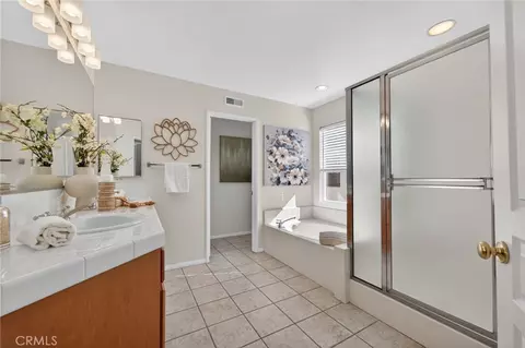 Bath - 3578 Harwich Dr, Carlsbad, CA 92010 photo 2 of 5
