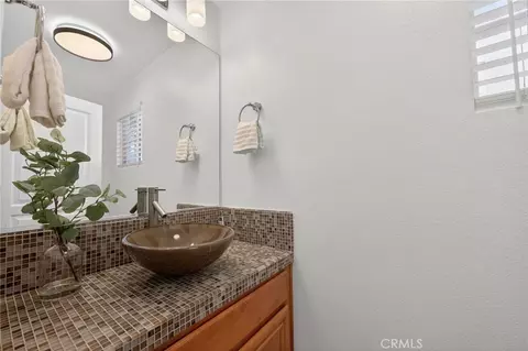 Bath - 3578 Harwich Dr, Carlsbad, CA 92010 photo 1 of 5