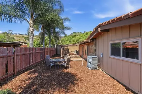 Exterior - 4729 Via Tala, Fallbrook, CA 92028 photo 5 of 22