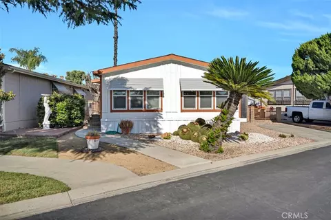 1275 Bishop Dr, Hemet, CA 92545