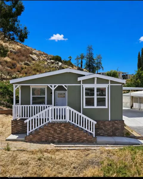 1536 S State St #112, Hemet, CA 92543