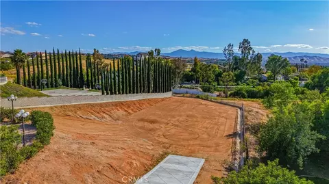 View/Area - 7231 Brandon Ct, Riverside, CA 92506 photo 4 of 4