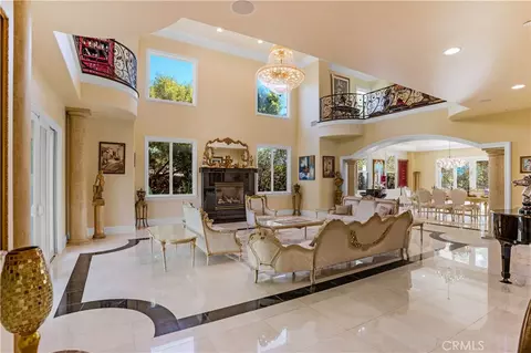 Living - 7231 Brandon Ct, Riverside, CA 92506 photo 1 of 3