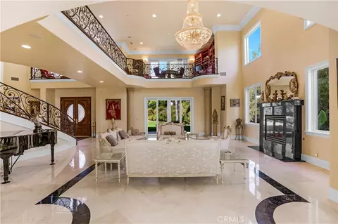 Living - 7231 Brandon Ct, Riverside, CA 92506 photo 2 of 3