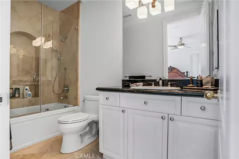 Bath - 7231 Brandon Ct, Riverside, CA 92506 photo 6 of 12