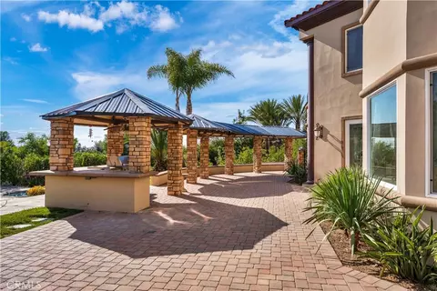 Exterior - 7231 Brandon Ct, Riverside, CA 92506 photo 8 of 19