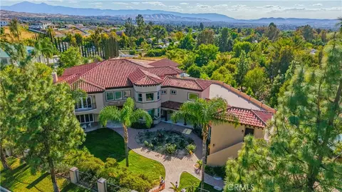 View/Area - 7231 Brandon Ct, Riverside, CA 92506 photo 1 of 4