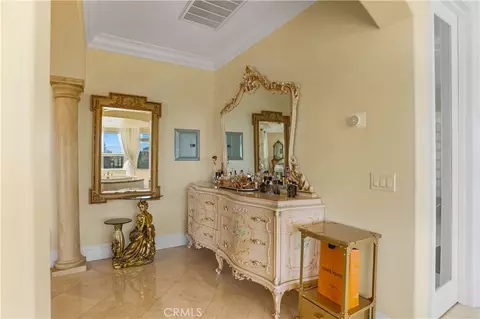 Entry Way - 7231 Brandon Ct, Riverside, CA 92506 photo 5 of 5