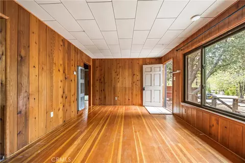 Living - 53745 Toll Gate Rd, Idyllwild, CA 92549 photo 5 of 6