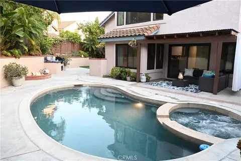 Exterior - 1280 Calle Ultimo, Oceanside, CA 92056 photo 5 of 10