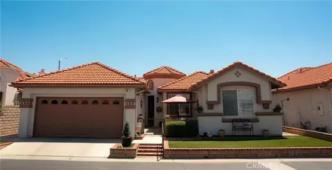 841 Bermuda Dr, Hemet, CA 92543