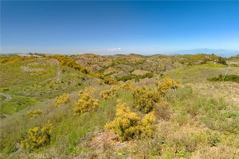 2 La Cruz Dr, Temecula, CA 92590 photo 2