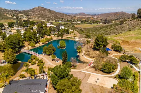 View/Area - 33552 Windmill, Wildomar, CA 92595 photo 13 of 17
